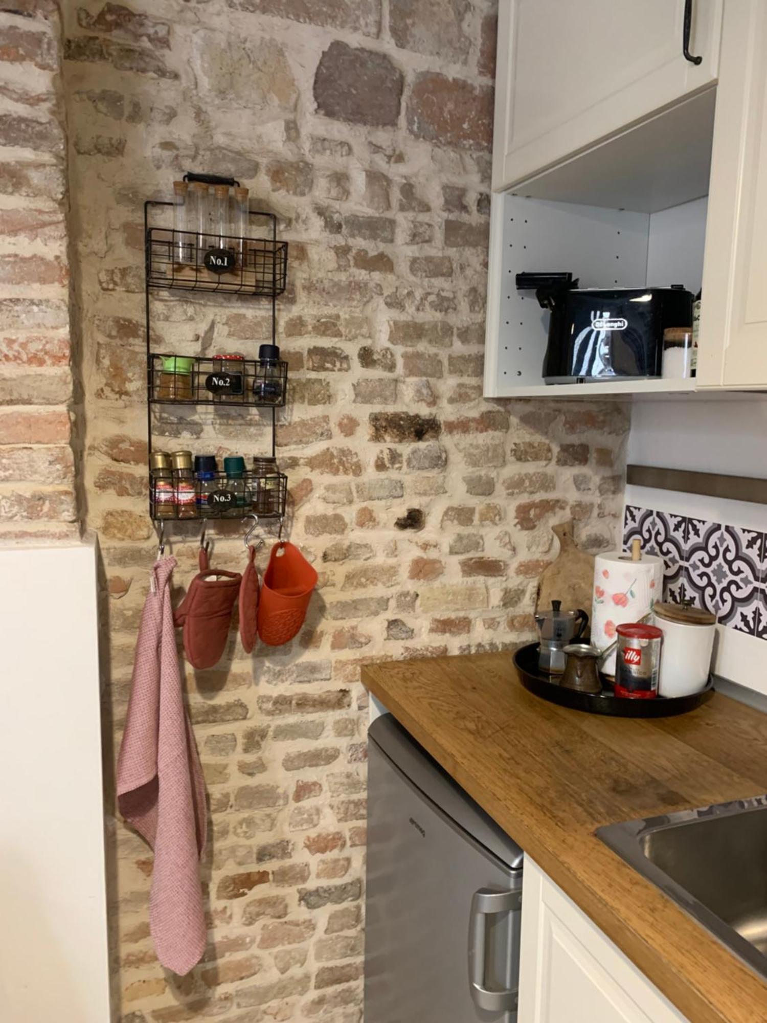 Casina Centotrecento-Romantic & Quite Apartment- โบโลญญา ภายนอก รูปภาพ